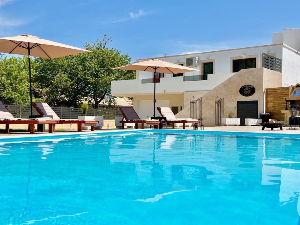 Beach Villa Verano With Private Pool By Dadovillas ซีดารี ภายนอก รูปภาพ