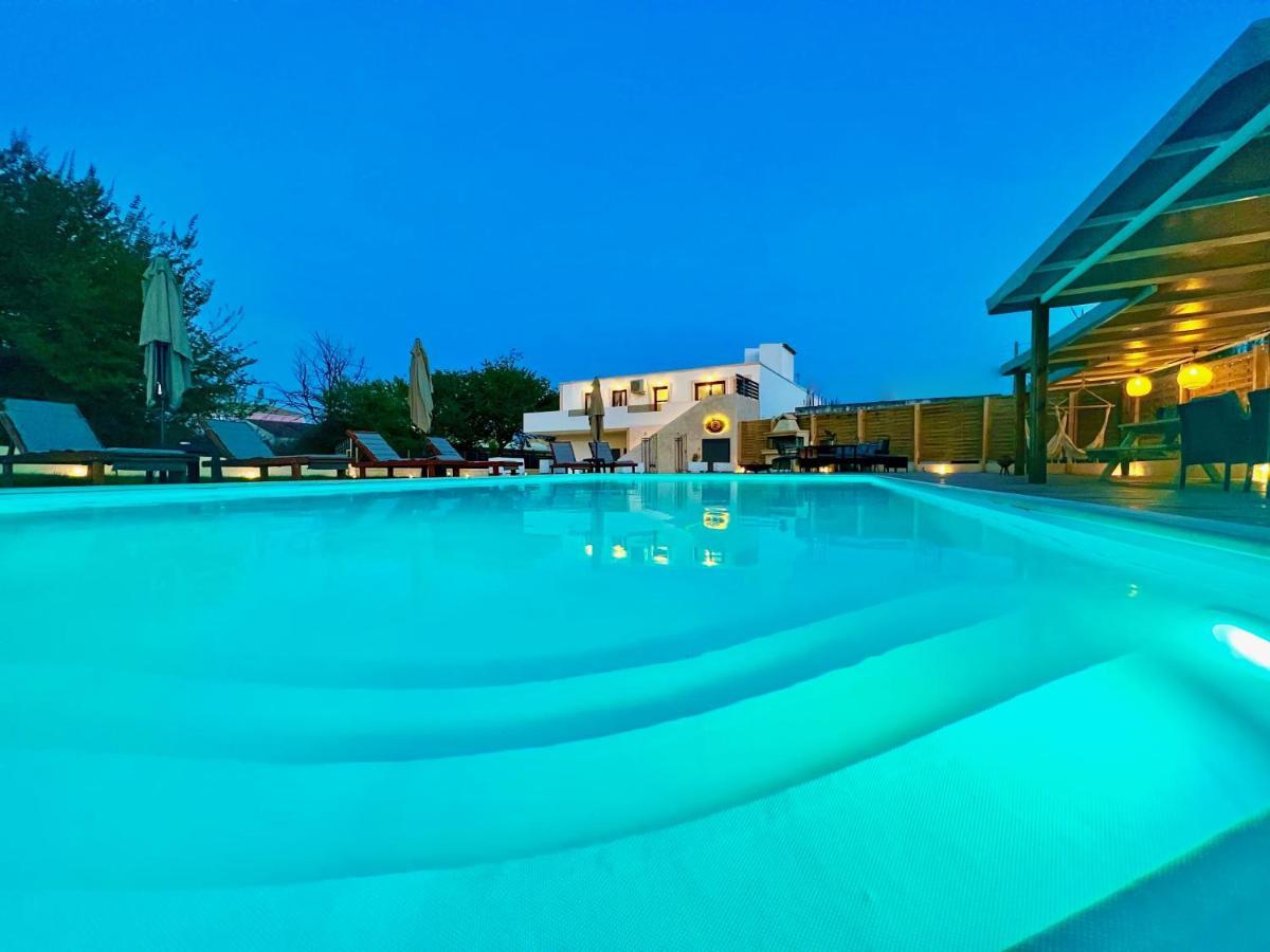 Beach Villa Verano With Private Pool By Dadovillas ซีดารี ภายนอก รูปภาพ