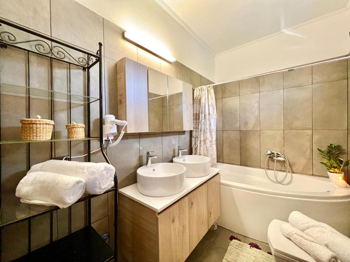 Beach Villa Verano With Private Pool By Dadovillas ซีดารี ภายนอก รูปภาพ