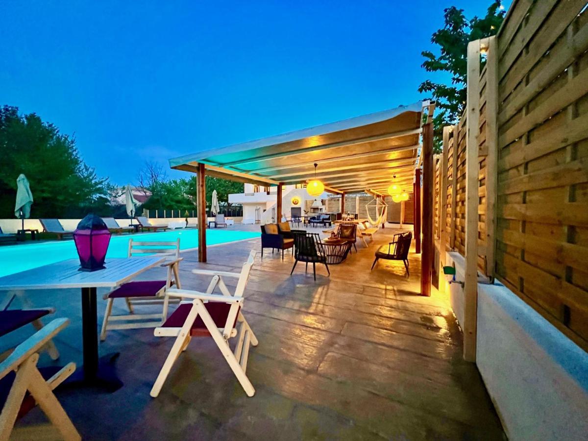 Beach Villa Verano With Private Pool By Dadovillas ซีดารี ภายนอก รูปภาพ